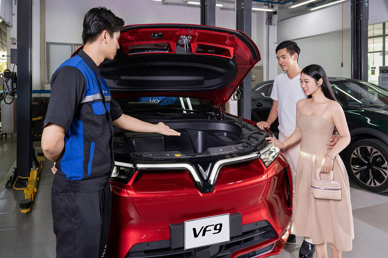Hình ảnh minh họa trong trang chính sách bảo hành VinFast